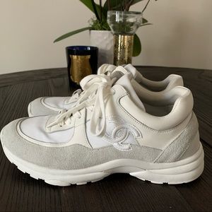 chanel cc white suede